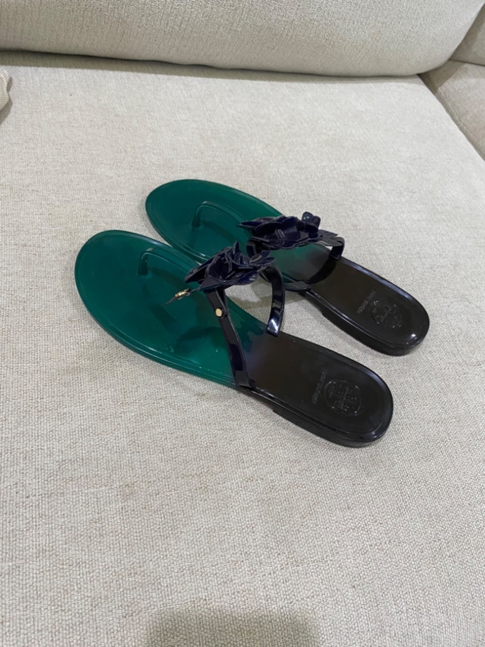 Tory Burch sandals - Picture 6 of 8